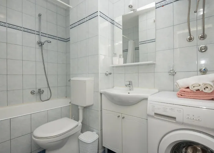 Apartment Amazing In *